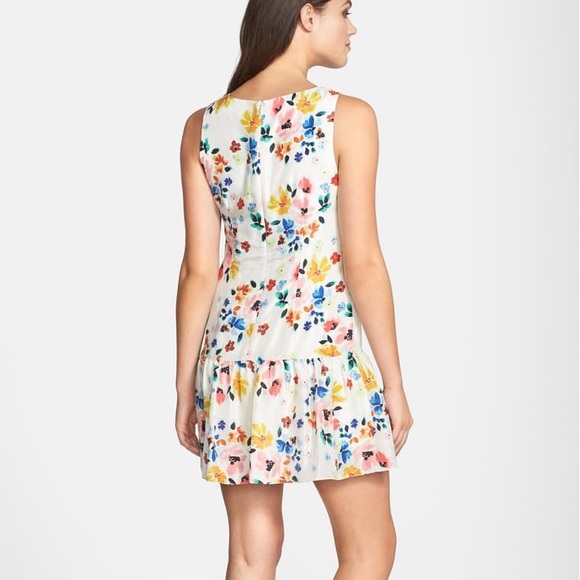 Floral Print Drop Waist Dress- size 6 - Picture 2 of 8